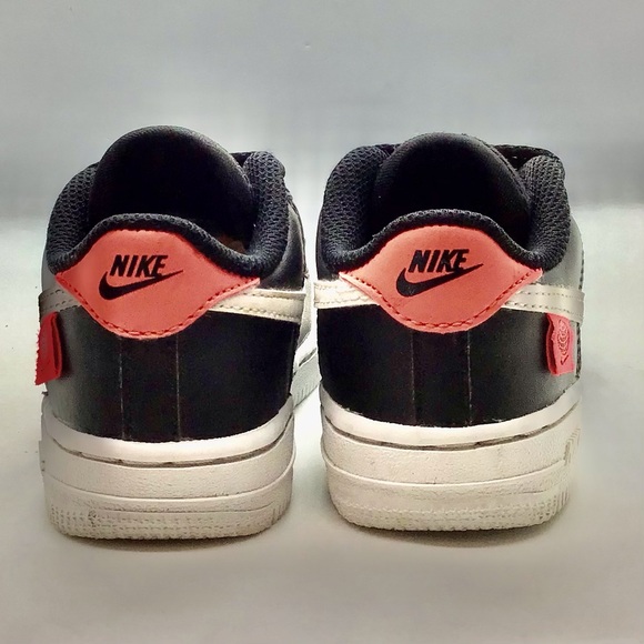 Nike Air Force 1 Worldwide Infant Black Flash Crimson Sneakers - Picture 5 of 7